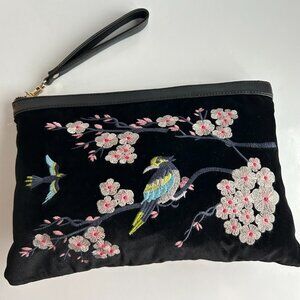 Vintage Divarese Black velvet wristlet Embroidered Floral Birds Clutch